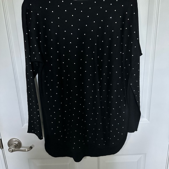 INC LONG SLEEVE EMBELLISHED SPARKLE HI LOW JEWEL NECK SWEATER. - Picture 3 of 7